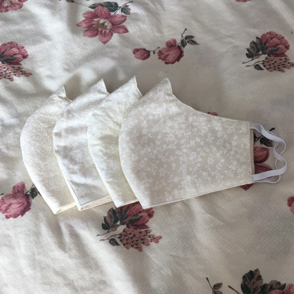 Ivory Filigree leaves, simple pattern face mask - Picture 5 of 6